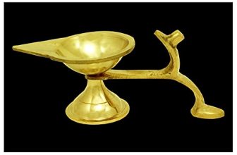 Tickles Pooja Articles Brass Diya For Pooja Room (मंदिर) (Perfect Size For Home Office मंदिर) Diyas For Brass (पीतल का दीपक) (Size: 11.5 Cm)
