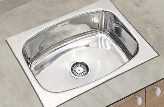 Plantex SS Sink For Kitchen/Kitchen Sink With Hose Pipe And Round Coupling/Under Mount/Top Mount (Chrome/24X18 Inch)